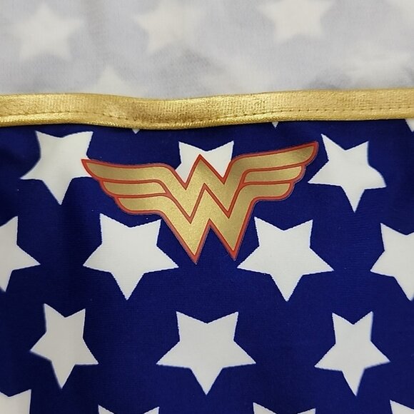 Wonder Woman One Piece DC Comics Red Blue Star Monokini Bathing Swimsuit Sz M - Picture 10 of 16